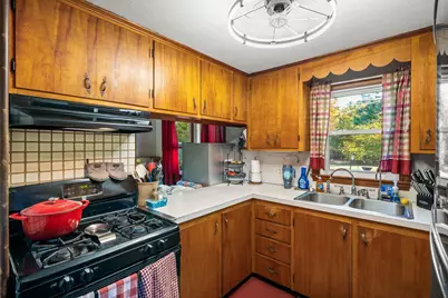 21 Chisholm Road, Kingston, NH 03848 - Photo 8