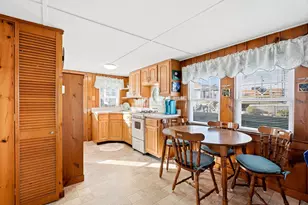 5 Church St, Hampton, NH 03842 - Photo 10