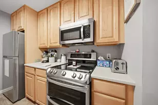 5 Bartemus Trail, Nashua, NH 03063 - Photo 4