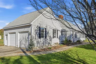 24 Locke Road, Hampton, NH 03842 - Photo 2