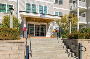 7 Sterling Hill Ln, Exeter, NH 03833 - Photo 1