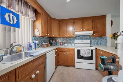 7 Essex Green Court #7, Merrimack, NH 03054 - Photo 2