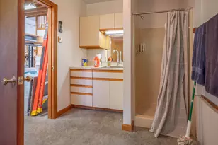 146 Coburn Ave, Nashua, NH 03063 - Photo 52