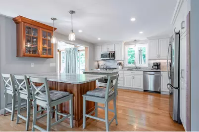 146  Coburn Avenue, Nashua, NH 03063 - Photo 14