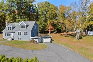 82 Chase Rd, South Hampton, NH 03827 - Photo 4