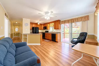 404 Mammoth Road, Londonderry, NH 03053 - Photo 6