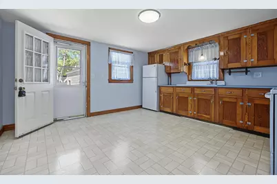 68 Burke Street, Nashua, NH 03060 - Photo 8