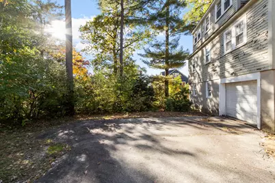 34 Charlotte Avenue, Nashua, NH 03064 - Photo 4