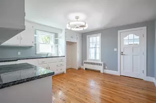 166 Amherst St, Nashua, NH 03064 - Photo 8