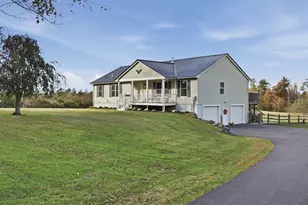 39 Stumpfield Rd, East Kingston, NH 03827 - Photo 2