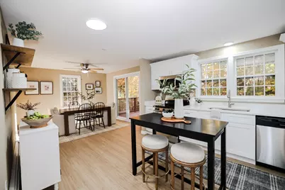 10 Chaucer Road, Nashua, NH 03062 - Photo 12