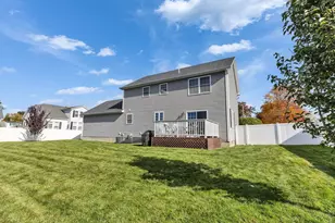 84 Maryland Ave, Manchester, NH 03104 - Photo 4
