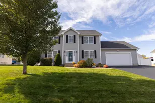 84 Maryland Ave, Manchester, NH 03104 - Photo 2