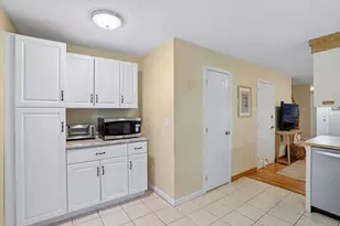 317 Fox Hollow Way, Manchester, NH 03104 - Photo 12