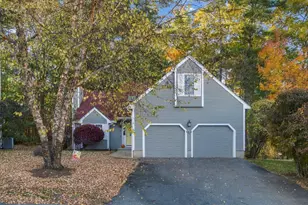 3 Ivy Ln, Nashua, NH 03063 - Photo 2