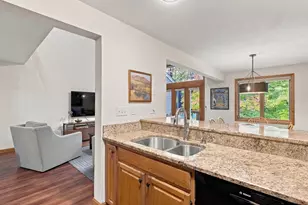 31 Pinehill Ln, Lincoln, NH 03251 - Photo 14