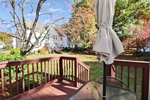15 Windemere Way, Nashua, NH 03063 - Photo 2