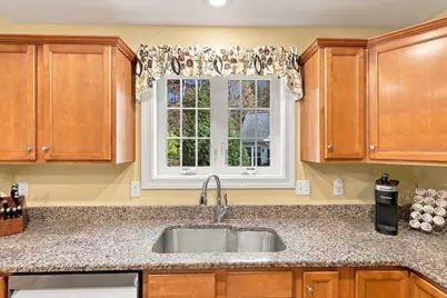 33 Reflection Drive, Hudson, NH 03051 - Photo 6