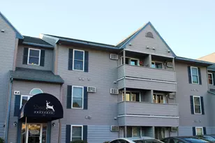 90 Eastern Ave, Manchester, NH 03104 - Photo 6