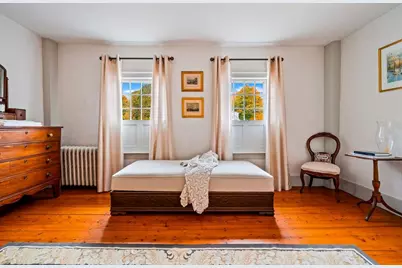 634 Main Street, New London, NH 03257 - Photo 22