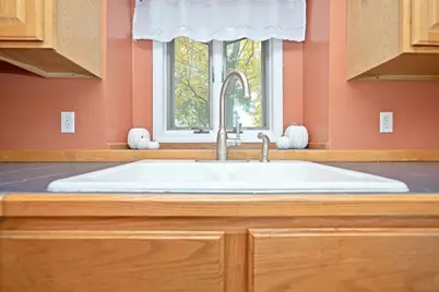 21 Dartmouth Street, Exeter, NH 03833 - Photo 6