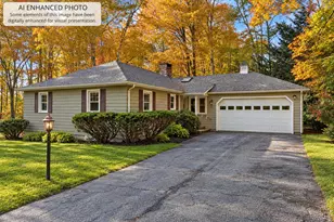 27 Robin Acres Dr, Wolfeboro, NH 03894 - Photo 1