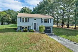 28 Killian Dr, Nashua, NH 03062 - Photo 1