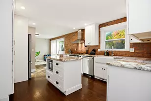 62 Robinson Rd, Nashua, NH 03060 - Photo 4