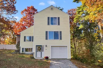 4  Tote Road, Sandown, NH 03873 - Photo 2