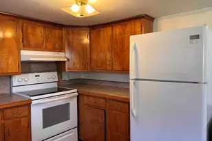 17 Pleasant St, Marlborough, NH 03455 - Photo 8