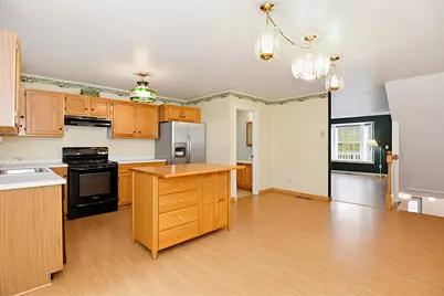 57 Wellington Hill Road #57, Manchester, NH 03104 - Photo 6
