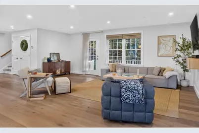 45 Hemlock Way, Portsmouth, NH 03801 - Photo 8
