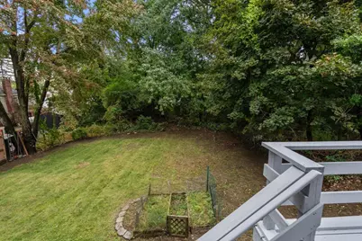 8 Blue Hill Avenue, Nashua, NH 03064 - Photo 4