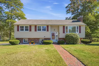3 Martha Drive, Derry, NH 03038 - Photo 2