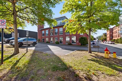 175 Lincoln Street #304, Manchester, NH 03103 - Photo 4
