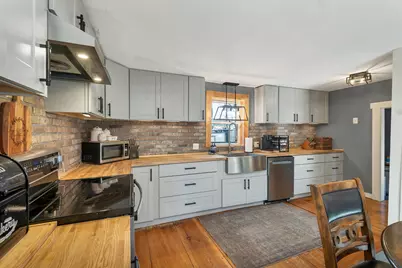 241 Pembroke Street, Pembroke, NH 03275 - Photo 4