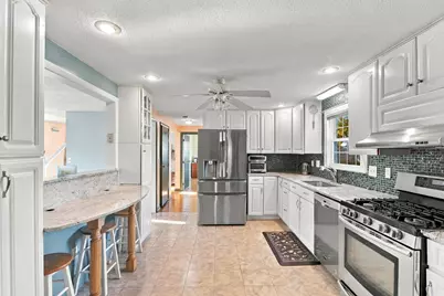 104 Westwood Drive, Nashua, NH 03062 - Photo 10