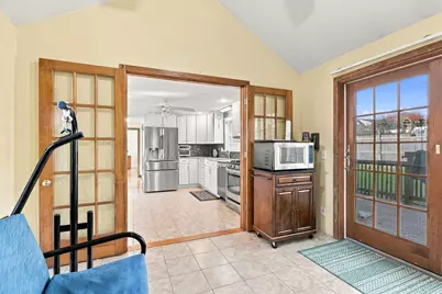 104 Westwood Drive, Nashua, NH 03062 - Photo 16