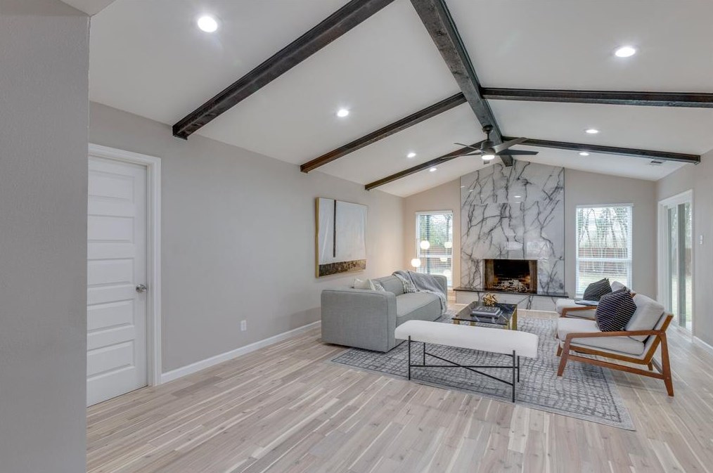 12423 Quincy Ln, Dallas, TX 75230-2125