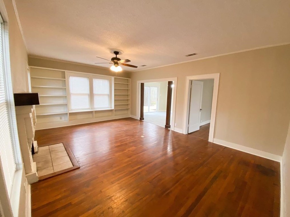 2217 Culbertson St, Paris, TX 75460-6135