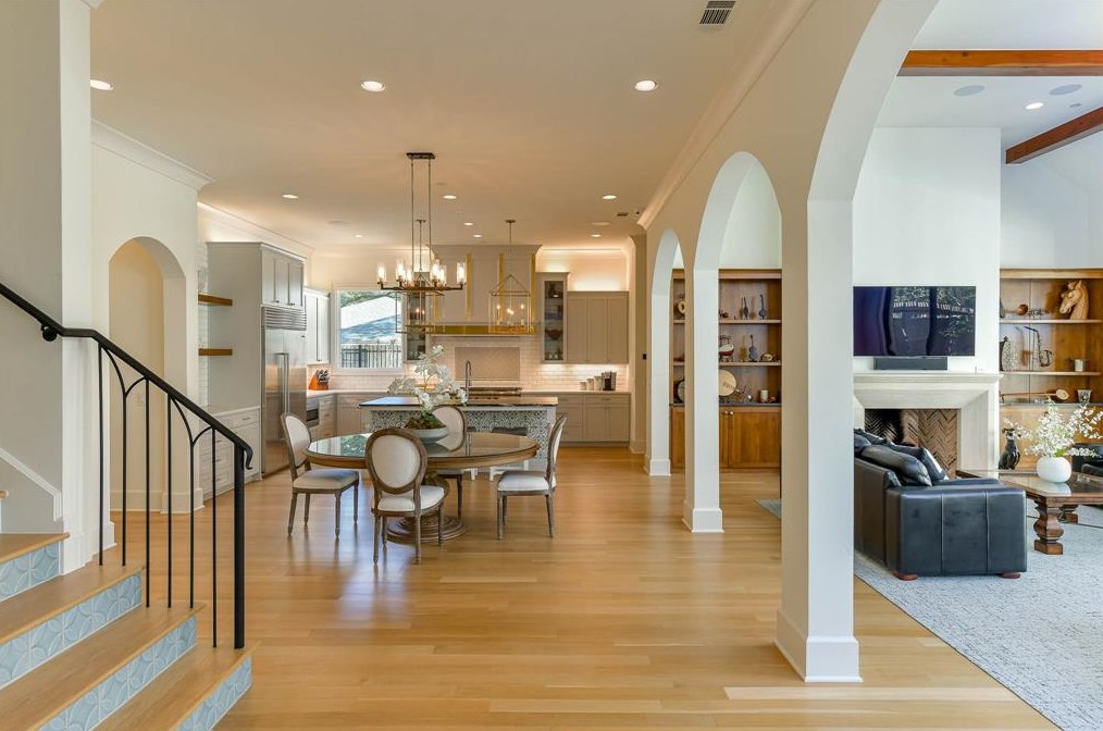 6035 Prestonshire Ln, Dallas, TX 75225-1910