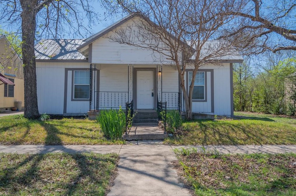 2928 Bomar Ave, Fort Worth, TX 76103
