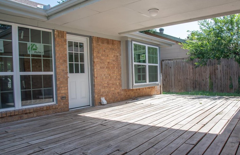 424 Quail Holw Dr, Mesquite TX 75150-4929 exterior