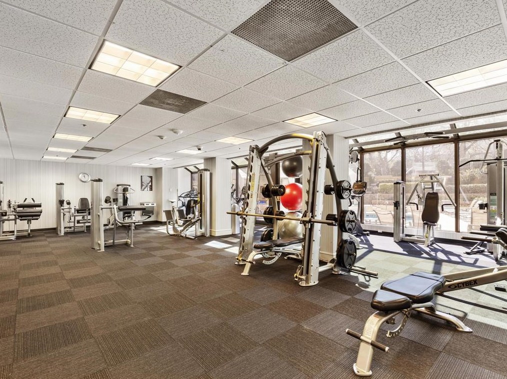 3030 Mckinney Ave, Dallas TX  75204-2415 exterior