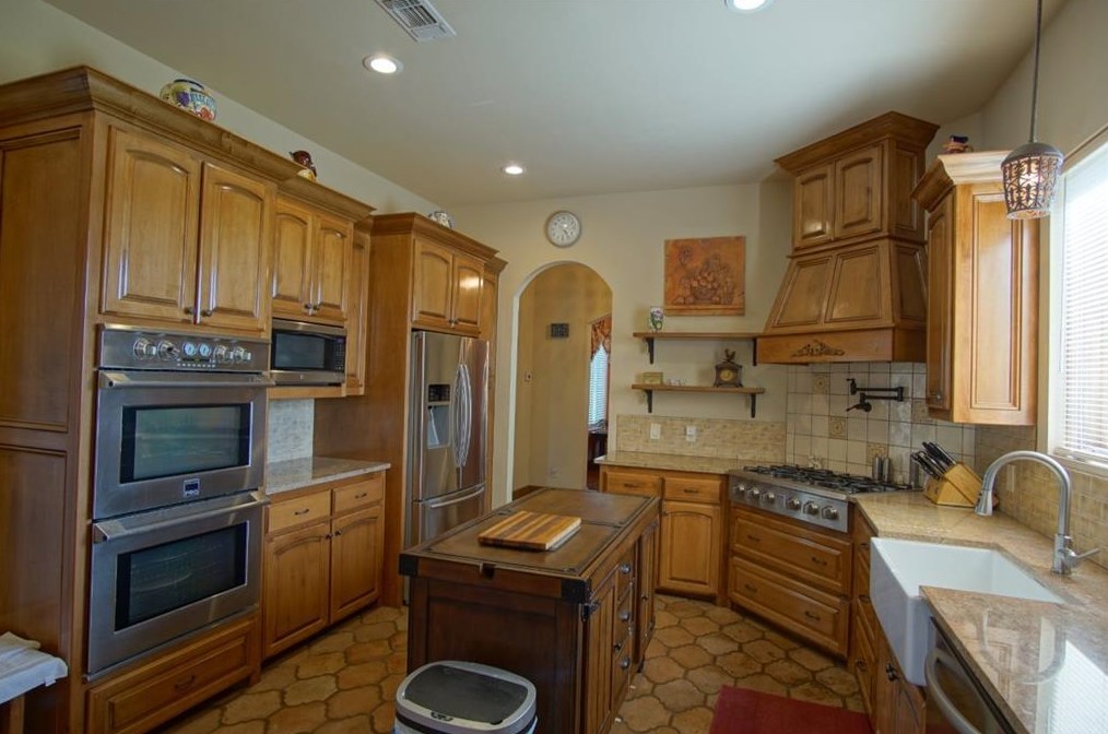11819 Farm Road 195, Paris, TX 75462-1292