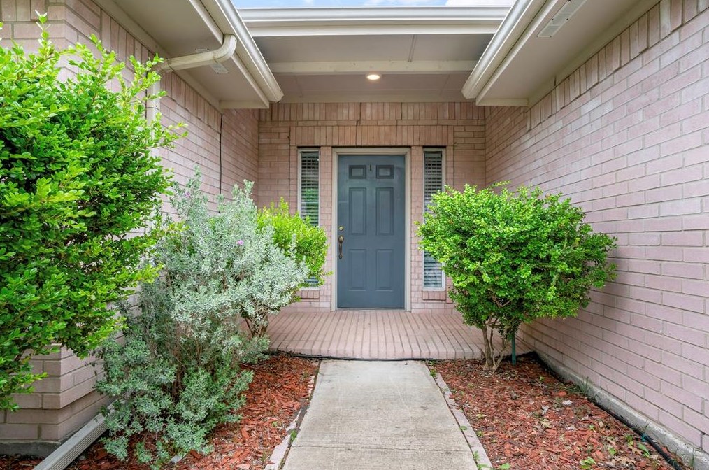1012 Chisholm Trl, Plano, TX 75094-3614