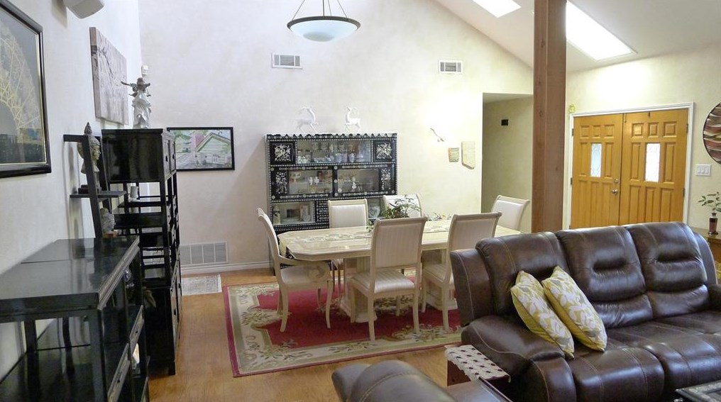 2245 Valley Ml, Carrollton, TX 75006-1938
