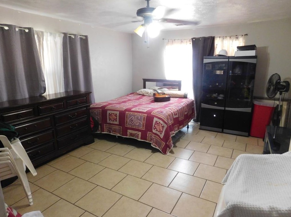 1218 Wilbur St, Dallas TX 75224-1613 exterior