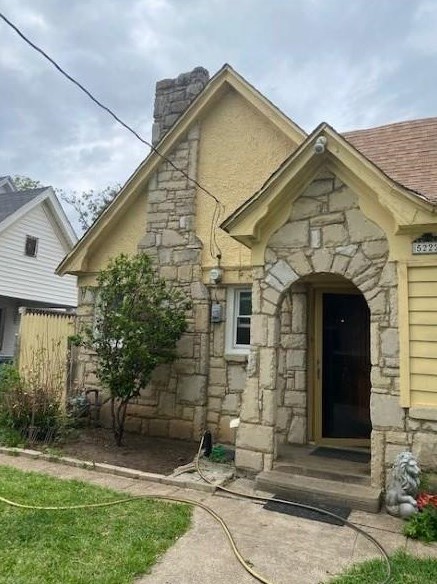 5222 Denton Dr, Dallas TX  75235-8305 exterior