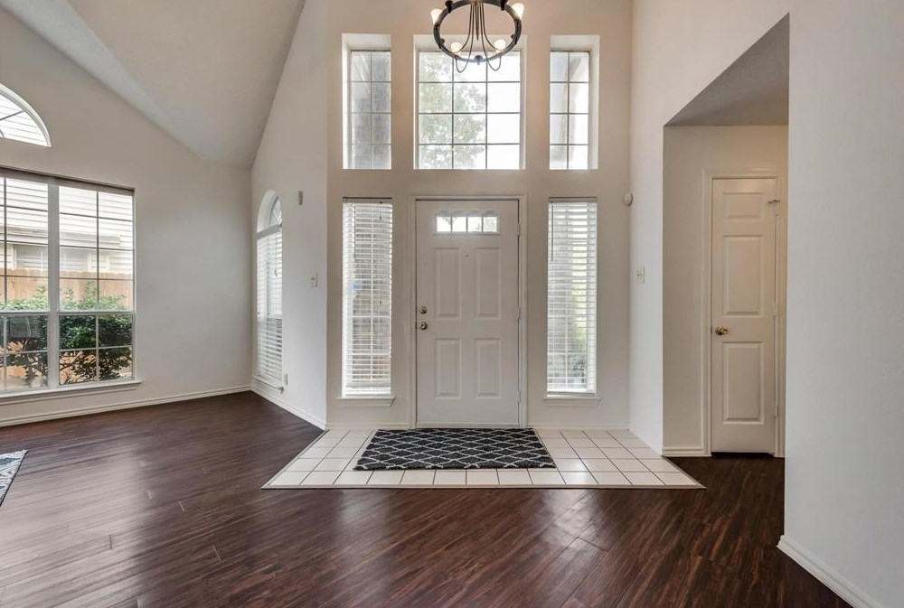 1329 Sheila Dr, Plano, TX 75023-1922
